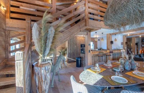 Demi-Quartier Ski Chalet | Chalet Chic Rénové à Proximité des Pistes – 5 Chambres pour 11 Personnes - FR-1-569-36