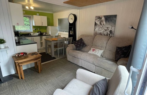 Bont Newydd Ski Chalet | Chalet close to Caernarfon just 15 min drive from Llanberis and Snowdon