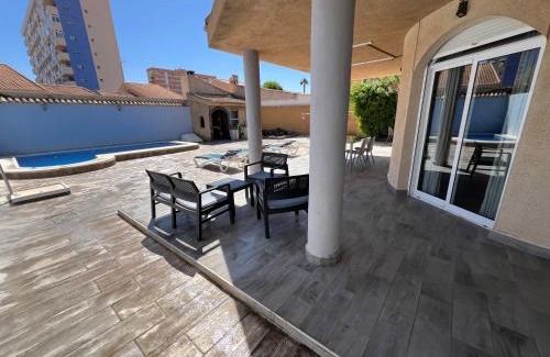 Playa Honda House | CHALET CON PISCINA A 100m DE LA PLAYA LA MANGA