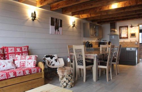 Les Angles Ski Chalet | Chalet cosy rénové avec vue sur le lac