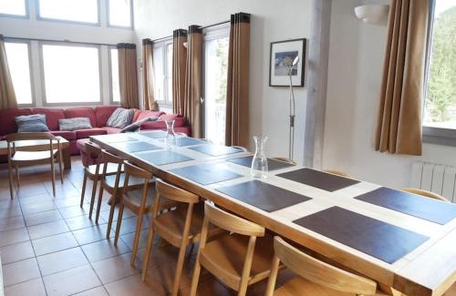 La Perriere Ski Chalet | Chalet Courchevel La Tania - 14 personnes - 7 chambres 7 salles de bains - 40 m des pistes