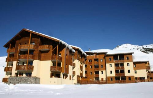 Orcieres-Merlette Apartment | Chalet D'orcieres - 2 Pièces 4 personnes MAE-2812