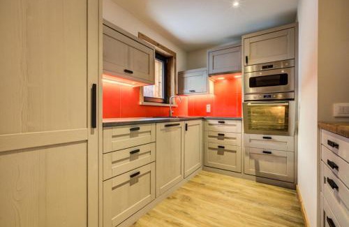 Plagne 1800 Ski Chalet | Chalet De La Mine - CHALET MINE 2 MAE-1621