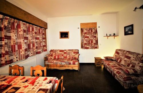 Les Almes Apartment | Chalet De La Tour - entièrement rénové et confortable MAE-3503