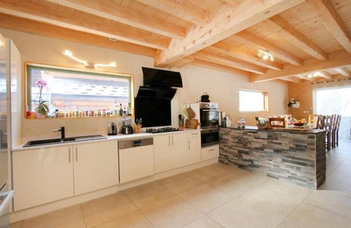 Venosc Ski Chalet | Chalet de Montagne Sauna Jaccuzi Hammam à 300m du Télécabine