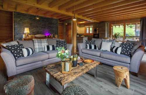 Saint-Jean-dʼAulps Ski Chalet | Chalet de Nantaux - Morzine family stay 8p with spa & sauna - OVO Network