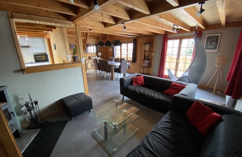 Gerbepal Ski Chalet | Chalet des boutons d'or in a quiet location 8km from Gérardmer