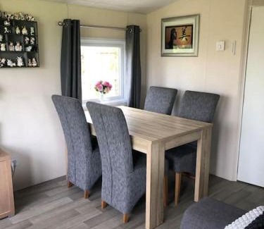 Veere Ski Chalet | Chalet dijkzicht