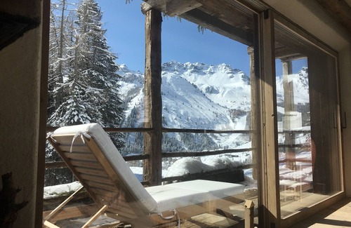 Livinallongo del Col di Lana Ski Chalet | Chalet 'Dolomites Cesa Del Louf' with Mountain View and Terrace