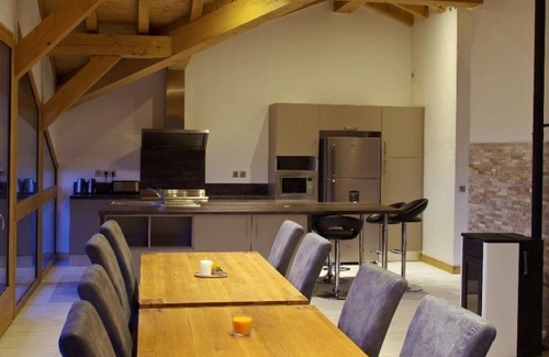 Plangagnant Ski Chalet | Chalet Edelweiss