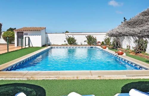 Conil de la Frontera House | Chalet 'El Paraíso de Roche - Naranja' with swimming pool, terrace and Wi-Fi