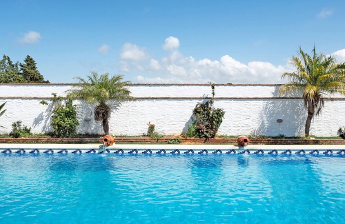 Conil de la Frontera House | Chalet 'El Paraíso de Roche - Naranja' with swimming pool, terrace and Wi-Fi