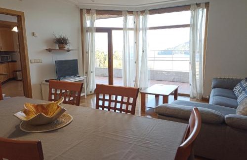Chancelas House | Chalet en Combarro a pie de playa