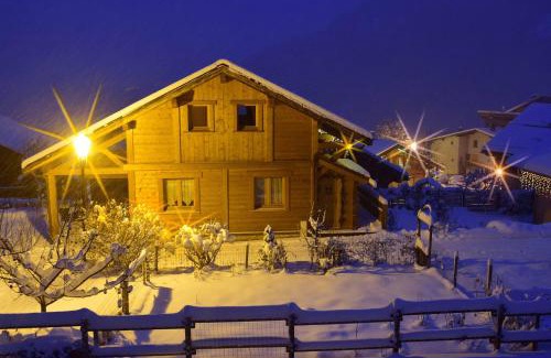 Les Allues Apartment | Chalet et studio "La Fée des Neiges"