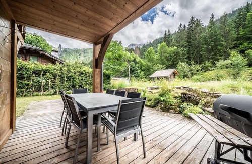 Les Prodains Ski Chalet | Chalet Evelyn: Nice chalet 550 meters from pistes