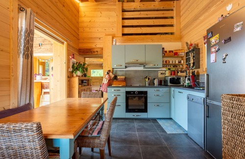 Thones Ski Chalet | Chalet-Executive-Ensuite with Bath-Mountain view