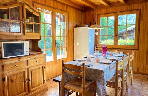 Les Gets Ski Chalet | Chalet familial proche des pistes avec WiFi et parking - FR-1-623-349