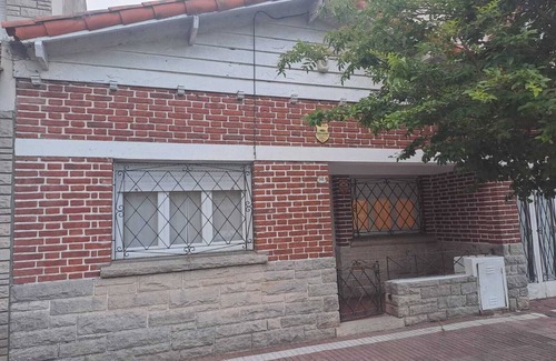 Mar del Plata House | Chalet for 4/5 people in Barrio La Perla (Mar del Plata) 6 blocks from the sea