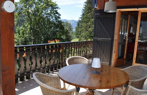 La Chapelle-d'Abondance Ski Chalet | Chalet for 12 people with 6 bedrooms in La Chapelle-d'Abondance