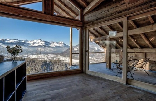 Saint-Gervais-les-Bains Ski Chalet | Chalet - Stunning Views & Walkable to Lifts/Town