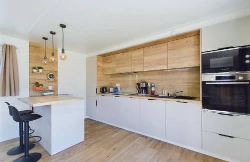 Saint-Gilles-Croix-de-Vie Ski Chalet | Chalet pour 4 - Domaine avec piscine