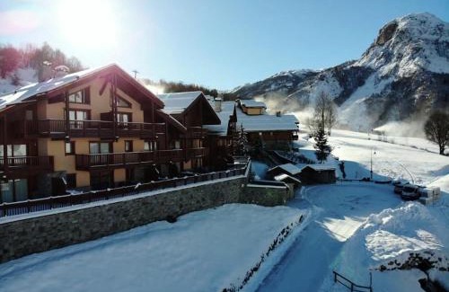 Saint-Martin-de-Belleville Apartment | Chalet Adele - Appartement 6 personnes situé en bord de piste St Martin de Belleville MAE-4664