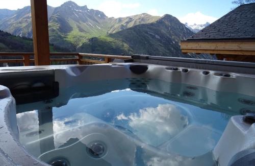 Saint-Martin-de-Belleville Ski Chalet | Chalet avec jacuzzi, sauna, accès direct aux pistes et Wifi - FR-1-344-744