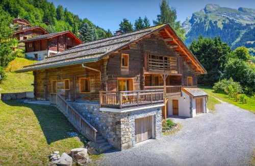 La Clusaz Ski Chalet | Chalet Frontflip - OVO Network