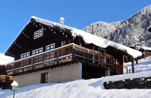 Beaufort Ski Chalet | Chalet - Functional family chalet for 8/9 pers. 5 min. from the village centre