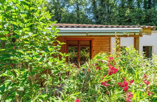 Mirabel-aux-Baronnies Ski Chalet | Chalet 'Gite Romarin' with Shared Pool, Private Terrace and Wi-Fi