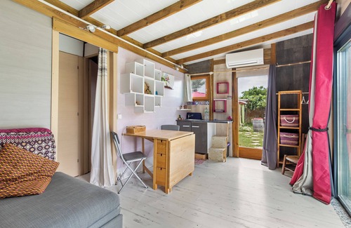 Le Grau-dʼAgde House | Chalet "Gite La Cabane Du Sud" with 2 Private Terraces, Private Garden & Wi-Fi