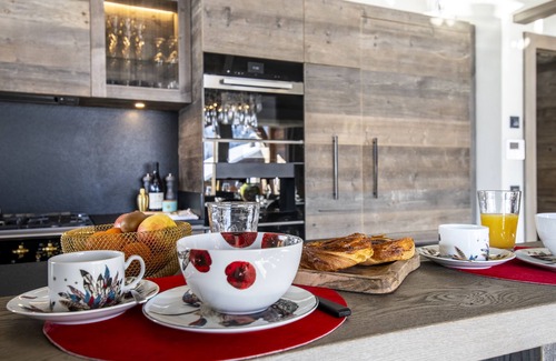 Megeve Ski Chalet | CHALET GRAND PARADIS, comfort, refinement, 7 bedrooms, cinema, SPA, near center