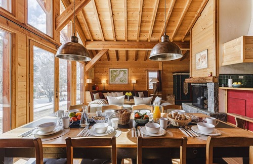 Montroc Ski Chalet | Chalet Guapa, mountain escape with hot tub