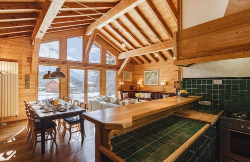Montroc Ski Chalet | Chalet Guapa, mountain escape with hot tub