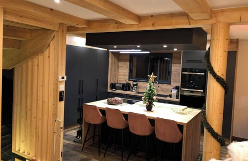 Les Orres Ski Chalet | Chalet Haut de Gamme 4* for 12pers with Jaccuzzi, Sauna+Gym
