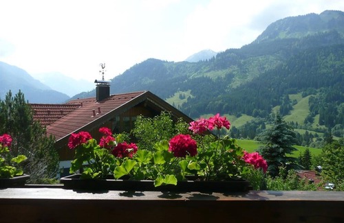 Vorderhindelang Apartment | Chalet Hirschberg - Apartment Alpenblick