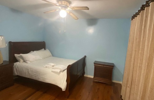 Bellmore Apartment | Chalet Home, Central Location: Nassau, Long Island NY