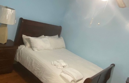 Bellmore Apartment | Chalet Home, Central Location: Nassau, Long Island NY