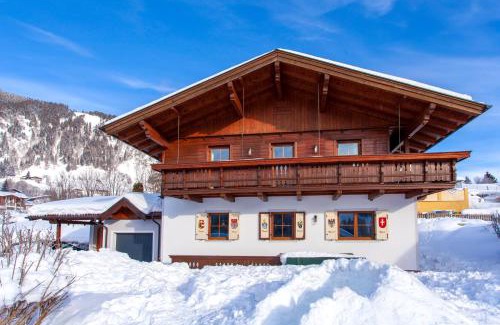 Goldegg House | Chalet im Dorf