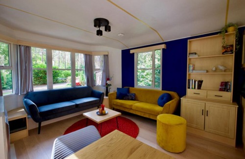 Wechelderzande Ski Chalet | Chalet in Antwerp near Bobbejaanland Park