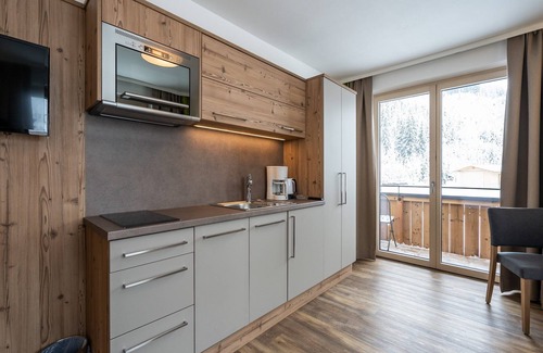 Saalbach Ski Chalet | Chalet in Saalbach near Ski Lift and Sauna