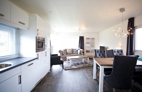 Breskens Ski Chalet | Chalet in Breskens with garden