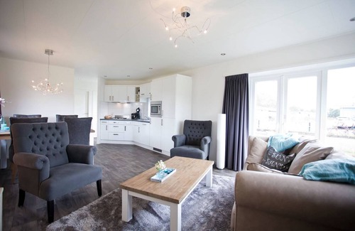 Breskens Ski Chalet | Chalet in Breskens with garden
