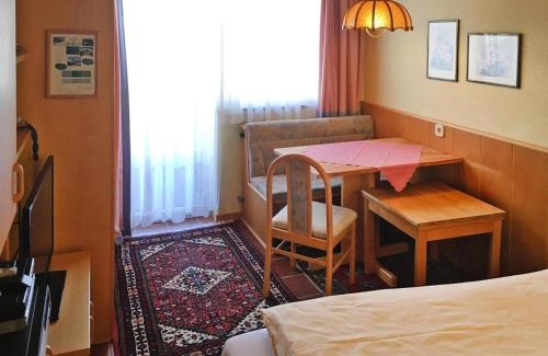 Dienten am Hochkoenig Apartment | Chalet in Dienten with Ski-In Access