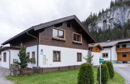 Kleinarl Apartment | Chalet in Kleinarl near Ski Amadé Slopes