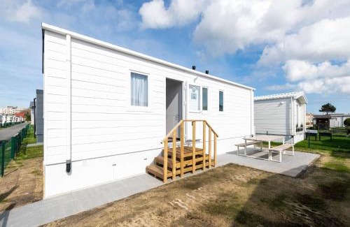 Westende Ski Chalet | Chalet in Middelkerke near the Beach, cleaning included