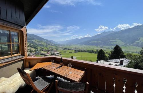 Piesendorf Ski Chalet | Chalet in Piesendorf by Nagelköpfl Slopes