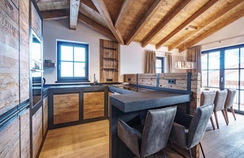 Walchen House | Chalet in Piesendorf near Ski Slopes, cleaning included