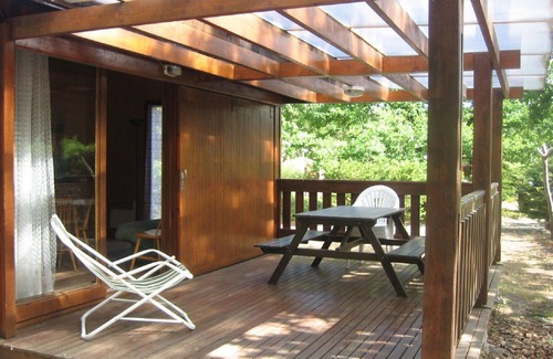 Soulac-sur-Mer Ski Chalet | Chalet in PRL in Amélie in the heart of the forest 1km from the beach