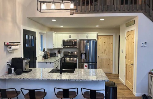 Pocono Pines Ski Chalet | Chalet in the pines